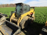 Cat Model 242 Diesel Skid Loader, 2 Speed, Heat, Air, QT Bucket System, Rad