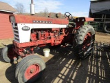 IH Model 560 Gas Tractor, Wide Front, Fenders, 540 PTO, Single Hydraulics,