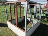 5.5 x 6 Ft. Square Bale Feeder with Hay Saver