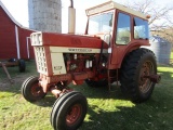 1975 IH Farmall 966 Diesel Tractor, IH Factory Cab, Good 18.4 X 38 Inch Tir