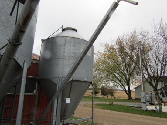 3 Ton  Bulk Feed Bin with Bottom Unload Auger