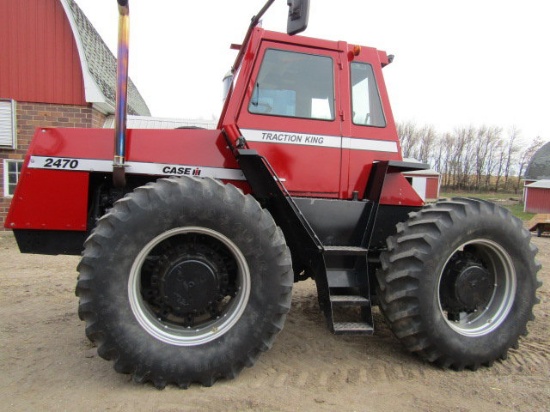 1971 Case Traction King 2470 Four Wheel Drive Diesel Tractor