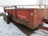 IH Model 595 Tandem Axle Manure Spreader, Newer Double Apron, Upper Beater