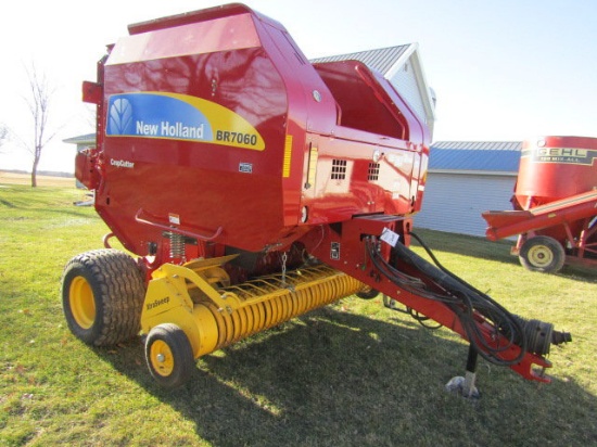 2012 New Holland Model BR7060 Crop Cutter Net Wrap Round Baler, Extra Sweep