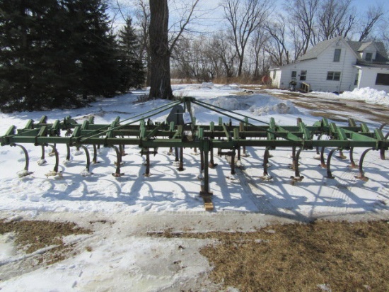 John Deere Model 1010 18.5 Ft. 3 Point Mounted Field Cultivator with 3 Bar
