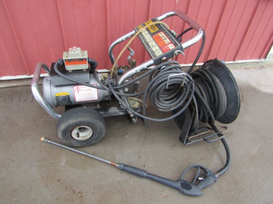 Landa 2000 PSI Electric Power Washer with Hose Reel & Hand Wand