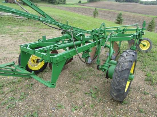 John Deere Model 555 4 X 14 Inch Ground Lift Plow, Coulters, New Lays, Newe