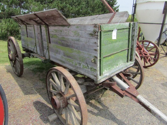 Wooden Wheel Wagon with Wooden Grain Box