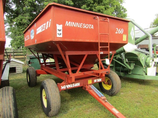 Minnesota Model 260 Gravity Box on MN 10 Ton Four Wheel Wagon, Ext. Pole, O