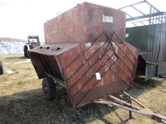 Apache Approx. 2 Ton Creep Feeder with Tip Down Sides