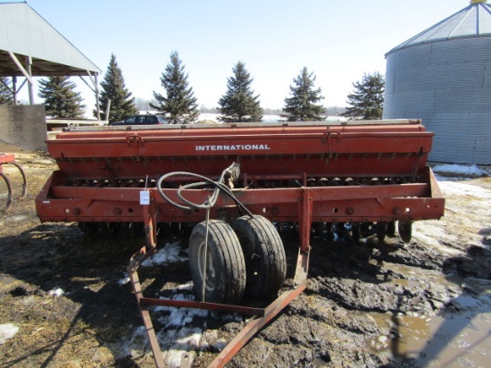 IH Model 620 14 FT. Press Drill, Grass Seeder