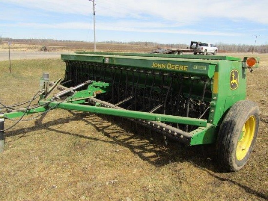 Very Nice John Deere Model BD113 ( 13 FT. ) End Wheel Grain Drill, Grass Se