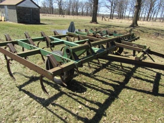 John Deere Model 1010 15 FT. Pull Type Field Cultivator