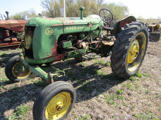 Cockshutt Model 30, Wide Front, Fenders, Wheel Weights, Pulley