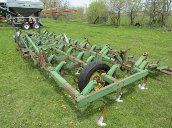 John Deere 20 FT. 3 Point Field Cultivator with Folding Wings & Harrow