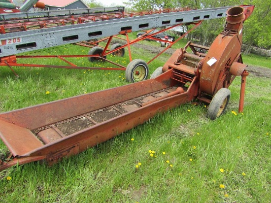 New Holland Model Super 24 Long Hopper PTO Blower