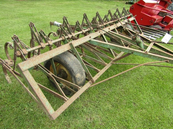 John Deere 11.5 FT. Hydraulic Lift Field Cultivator