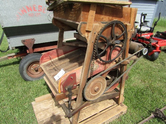 Nice Bull Dog Fanning Mill with Electric Motor