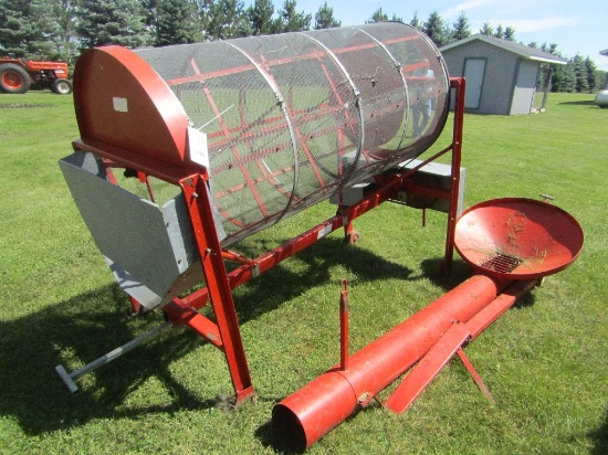 Sno-Co Grain Cleaner with Auger & 1.5 H.P. Electric Motor