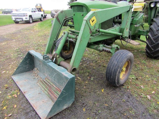 John Deere Model 48 All Hydraulic Loader, 5 FT. Material Bucket, Has Bracke