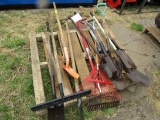 251-444. Pallet of Shovels & Garden Tools, Sales Tax Applies