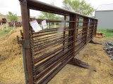 226-424. (5) 24 FT. HD Free Standing Corral Panels with Gate Holders, Tax or Sign ST3 Form, Your Bid