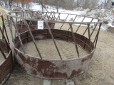 118. Round Bale Feeder with Hay Saver