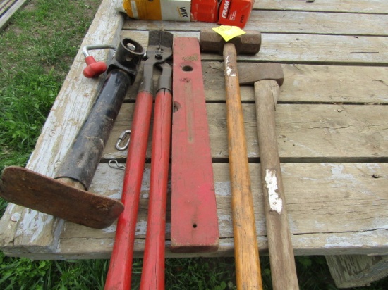 803. Lot Includes: Machinery Jack, Hoof Trimmer, Single Blade Axe, Maul