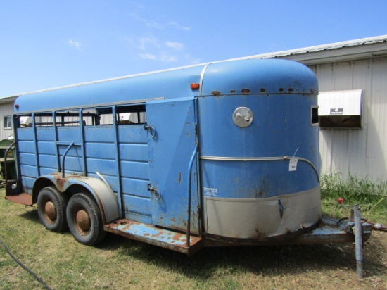 223. 1989 WW 6 X 16 FT. Tandem Axle Stock Trailer, Center Gate, Rear Endgate with Slider, Spare Tire