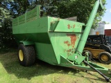 239. J Craft 600 Bushel Grain Cart with Front LH Discharge Auger