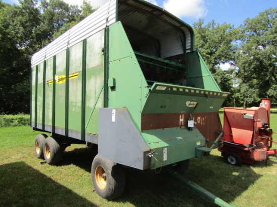 736.  Badger Model BN1050 16 FT. Forage Box on Badger Tandem Axle Wagon, 12.5L – 15 Inch Tires, Ext.