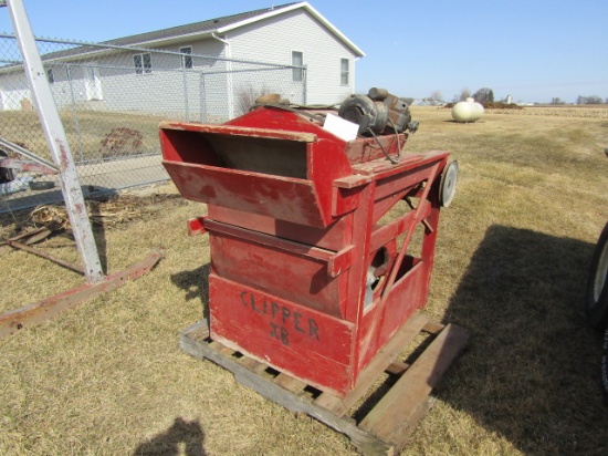 Clipper 2B Fanning Mill with Weight Electric Motor