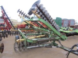 757. 369-881. John Deere 220 20 FT. Center Fold Disc, T/ST3
