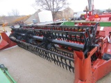 806. 351-1033, IH 820 15 FT. Bean Head, Auto Header, T/ST3