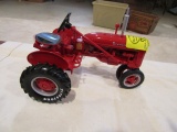 723. Ertl Farmall B- Wide Front