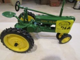 762. Ertl John Deere H, China