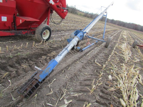 829. 6 Inch X 40 FT. PTO Auger on Transport