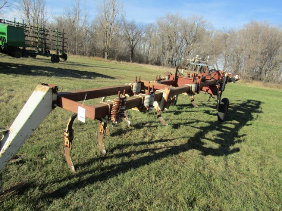 848. 12 Row X 22 Inch 3 Point Anhydrous Applicator on End Transport ( Can B