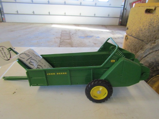 861. 223-312. 1/8 Scale Dyesrville Two Wheel Ground Driven Manure Spreader,
