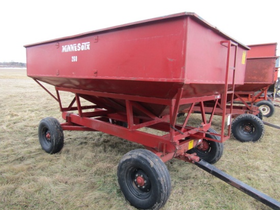 114. MN 260 Gravity Box on MN 7 Ton Four Wheel Wagon, Ext. Pole, One Owner