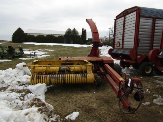 320. 1990 New Holland Model 790 Forage Harvester with Model 890 6.5 FT. Hay