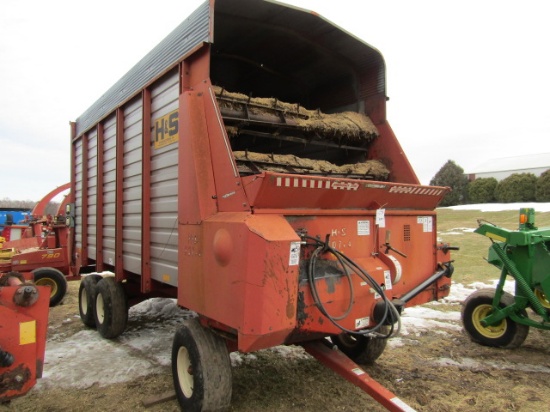 322. H&S 7+4 HD 16 FT. Forage Box on H&S 12 Ton Tandem Axle Wagon, Ext. Pol