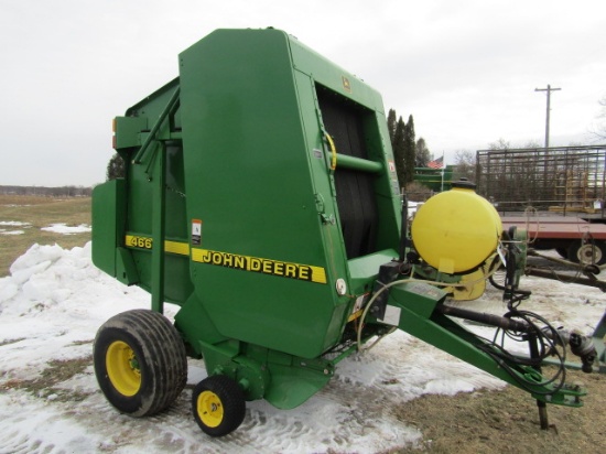 326. 2000 John Deere Model 466 Net Surface Wrap or Twine Tie Round Baler, P