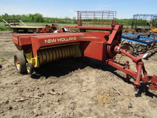 423. New Holland Model 273 Square Baler, Ejector Has Been Removed