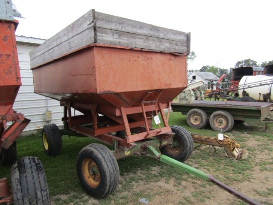 508. Approx. 175 Bushel Gravity Box with Wooden Extensions on John Deere 10