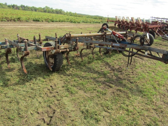 1678. Ford 16 FT. Field Cultivator, 2 Bar Harrow, Hydraulic Cylinder