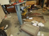908. Platform Scale with Weights