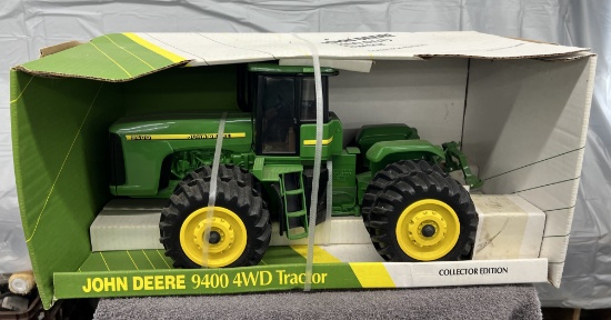 1/16 John Deere 9400 4WD tractor, duals, Collectors Edition, box has wear