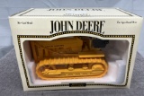 1/16 John Deere 430 Industrial Crawler, box has wear
