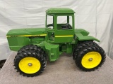 1/16 John Deere 50 Series 4WD tractor, duals, missing muffler, no box